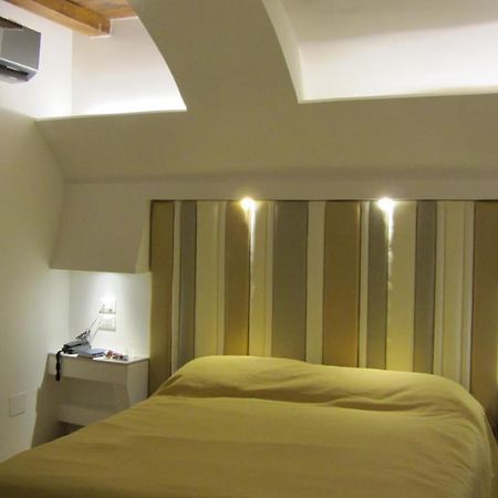 Bed And Breakfast Centro Storico 살레르노 외부 사진